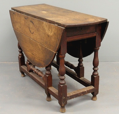 William & Mary gate-leg table