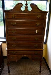 WILLIAM & MARY STYLE MAHOGANY