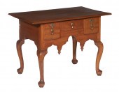 WILLIAM & MARY/QUEEN ANNE DRES