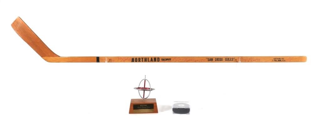 WILLIE O'REE TROPHY PUCK AND