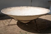 WILLY GUHL (1915-2004): SAUCER