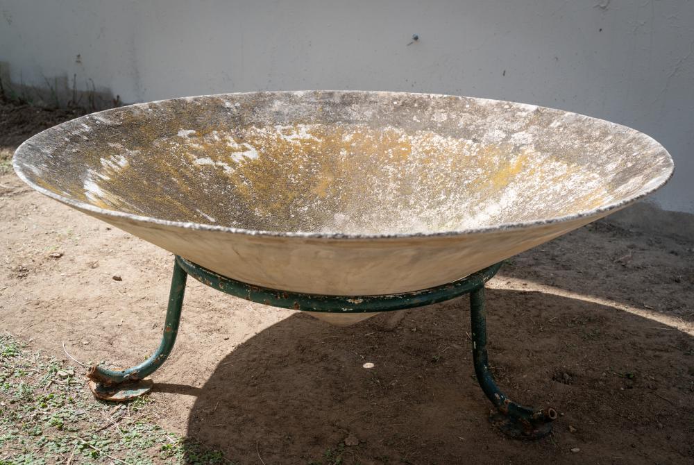 WILLY GUHL LARGE ROUND SAUCER