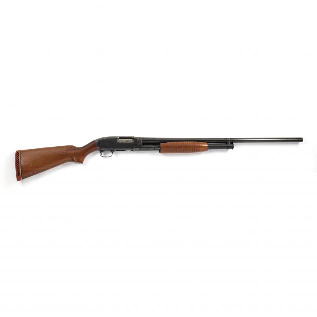 WINCHESTER MODEL 12 PUMP ACTION