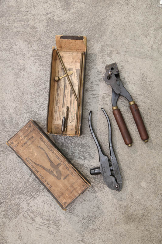 WINCHESTER RELOAD KIT. Central fire