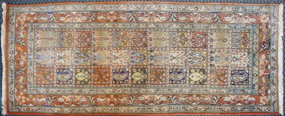 WINDOW PANE PATTERN TABRIZ RUG, 6