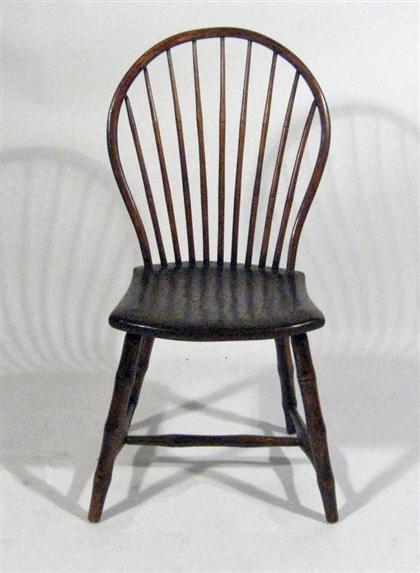 Windsor bow-back side chair    19th