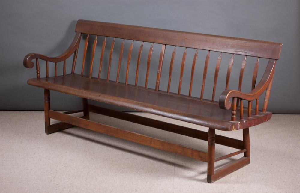 WINDSOR STYLE ARROW-BACK SETTEE,