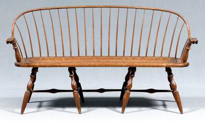 Windsor style spindle back