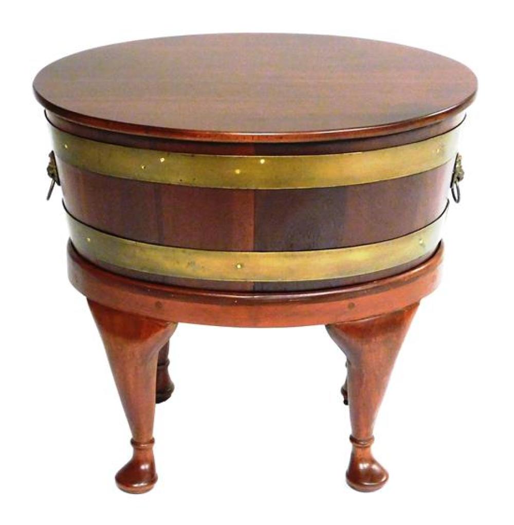 WINE COOLER OF WOODEN STAVES AND