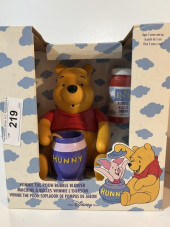 WINNIE THE POOH BUBBLE BLOWER