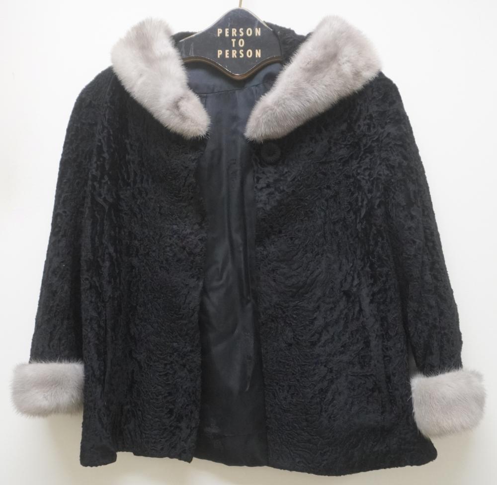 WOMEN'S SHEARED LAMB WOOL