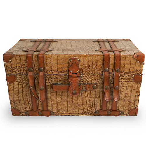 WOOD AND ALLIGATOR SKIN