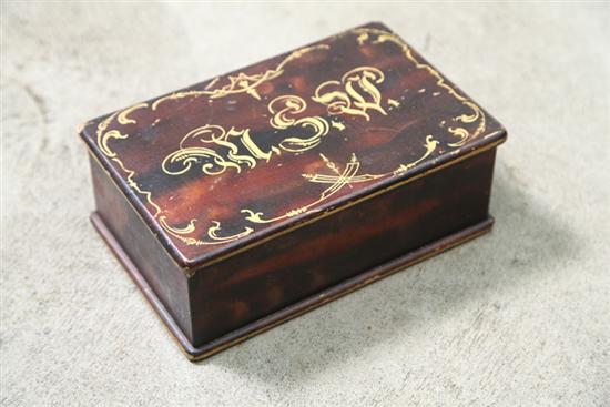 WOOD BOX. Grain paint decoration