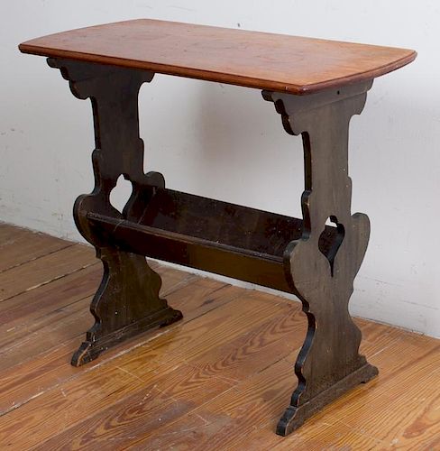 WOOD MAGAZINE TABLEMagazine rack