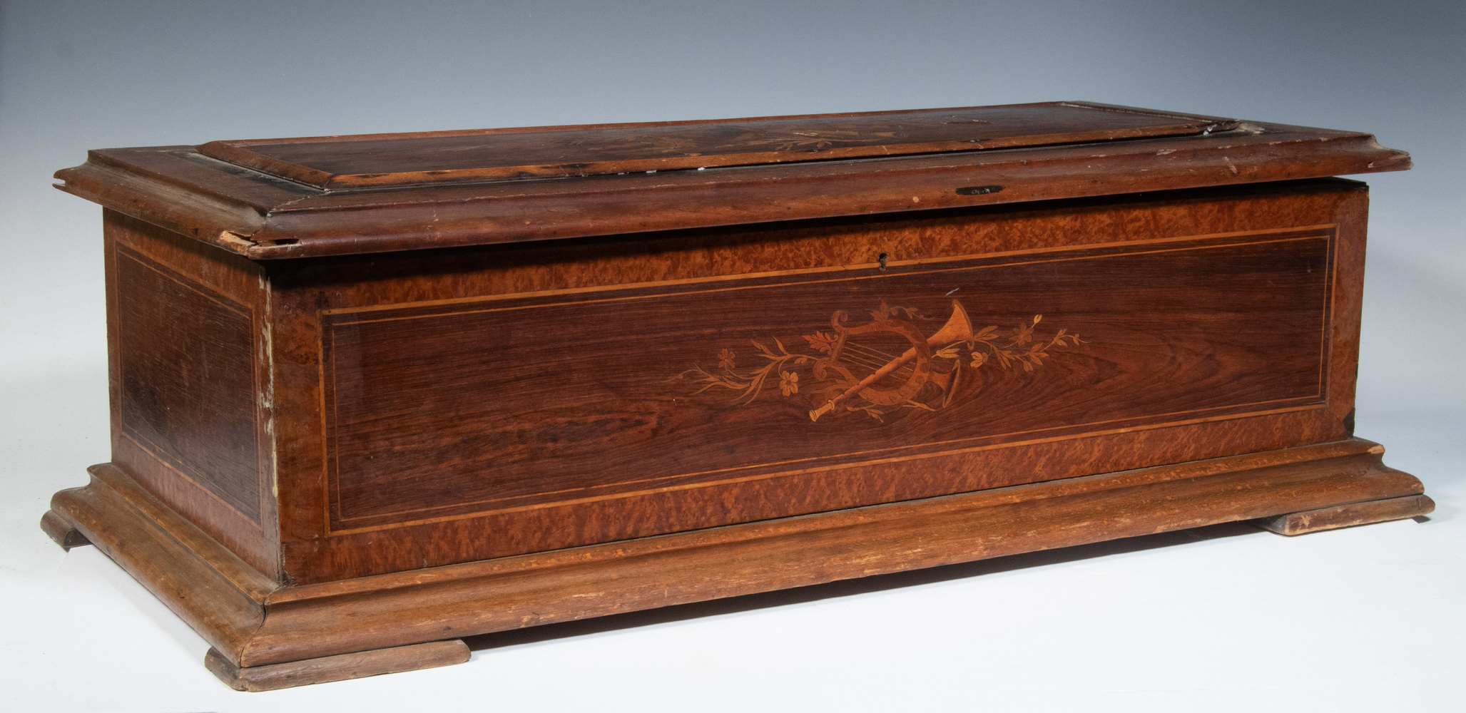 WOODEN CASE FROM SWISS MUSIC BOX