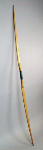 WOODEN LONG BOWUnstrung long bow
