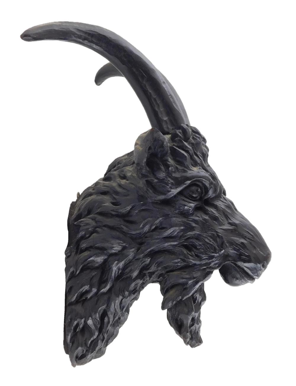 WOODEN MOUNTAIN GOAT HEAD WALL