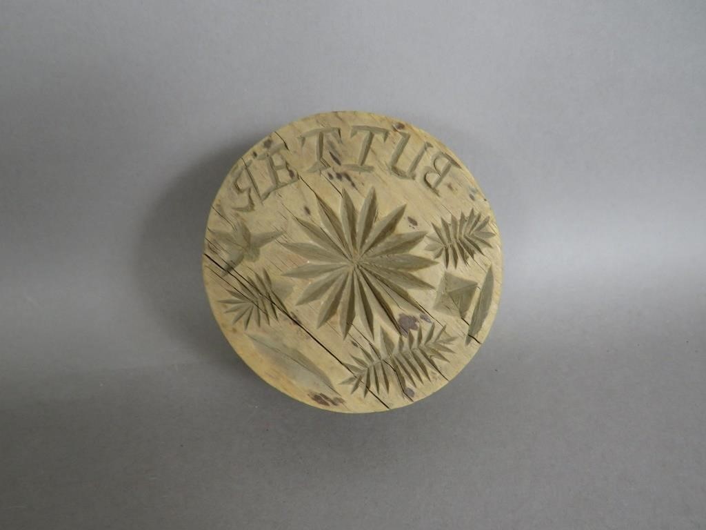 WOODEN ROUND BLOCK BUTTER