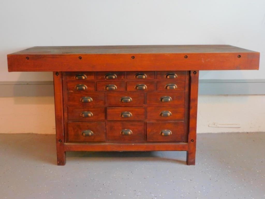 WOODEN WORK BENCH. EARLY 20TH