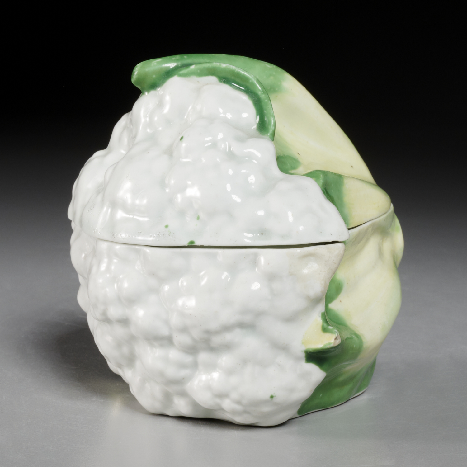WORCESTER CAULIFLOWER TUREEN AND