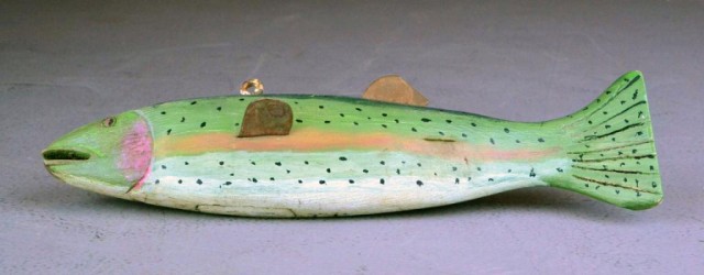WORKING WOODEN FISH DECOY - CARP