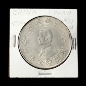 WORLD COIN COLLECTION / BINDER