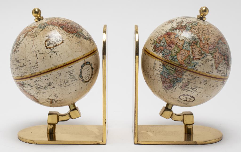 WORLD GLOBE ON ENGLISH BRASS