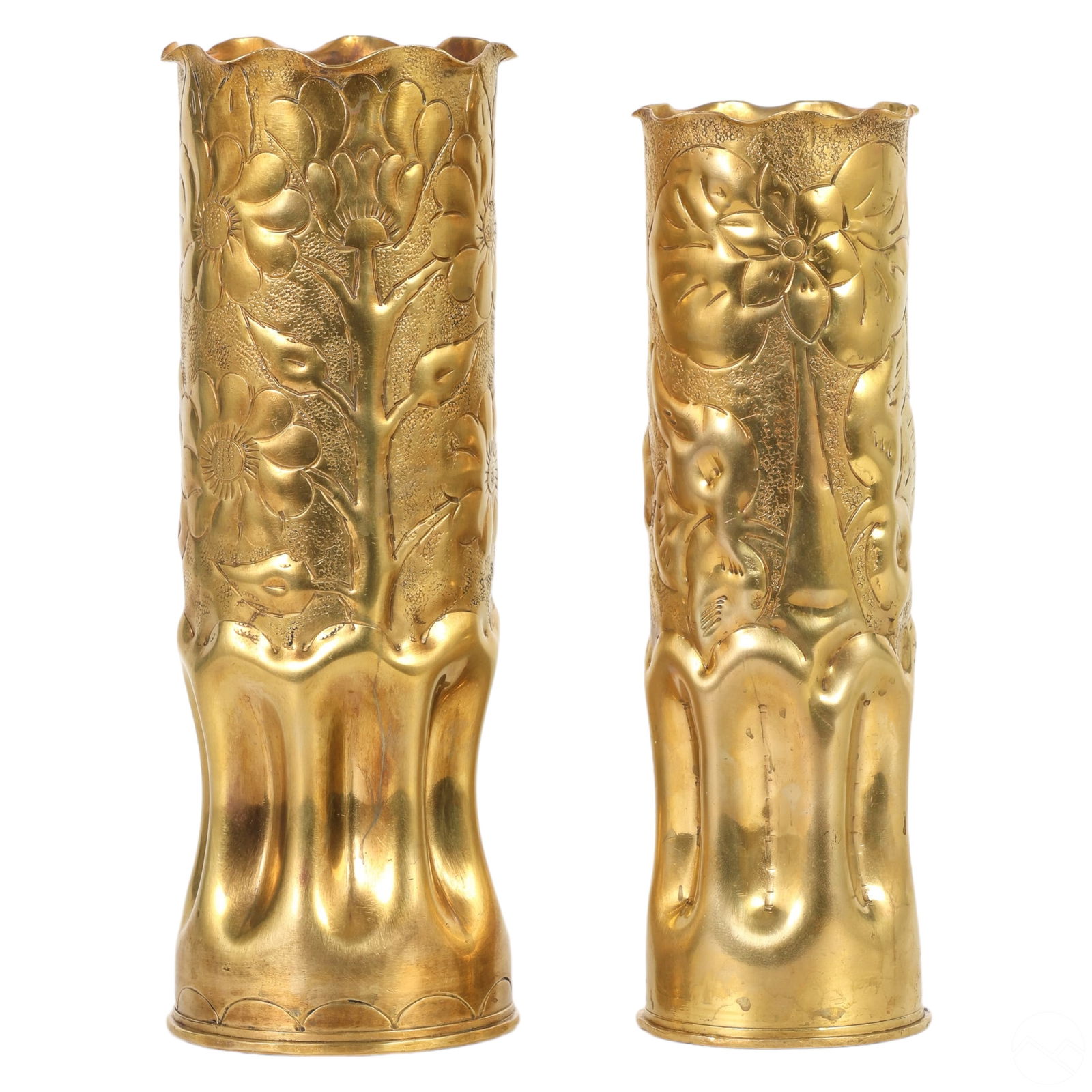 WORLD WAR BRASS ARTILLERY SHELL