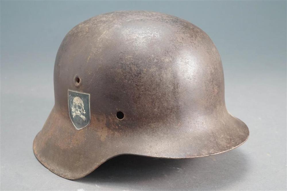 WORLD WAR II GERMAN HELMETWorld War