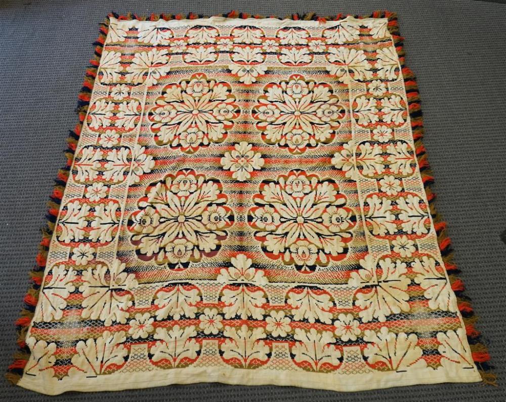 WOVEN COLORED COVERLETWoven Colored