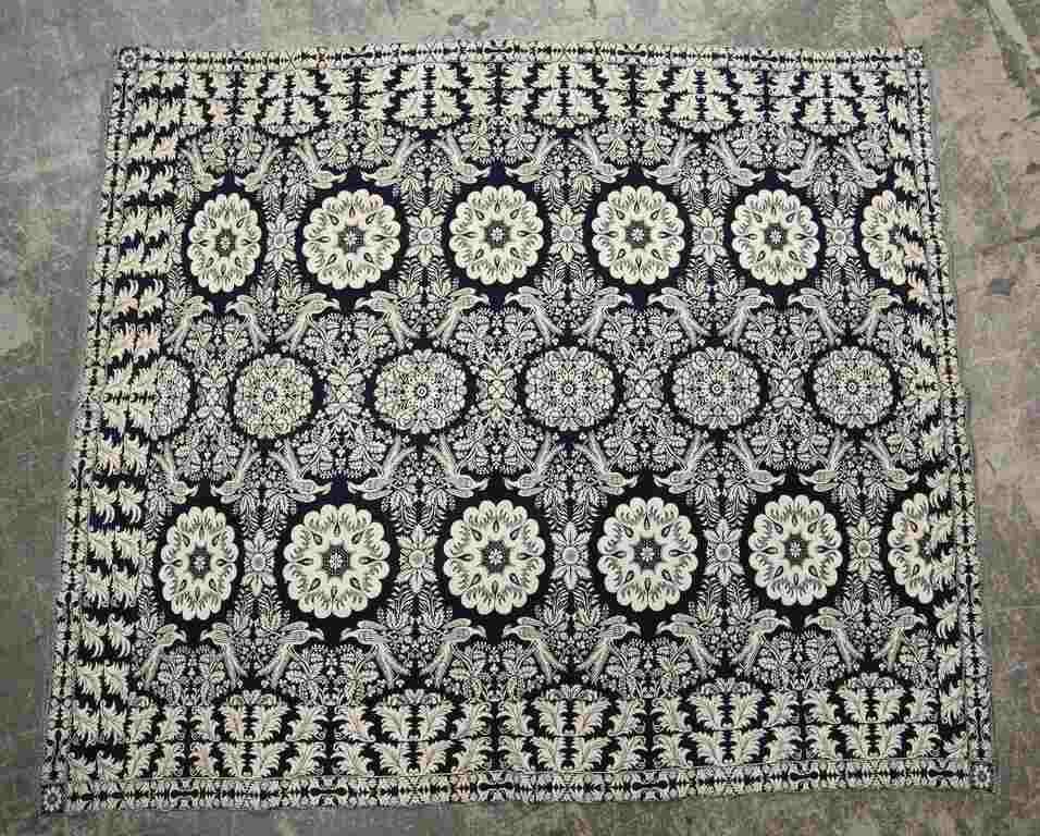 WOVEN COVERLETWoven quilt. Birds,