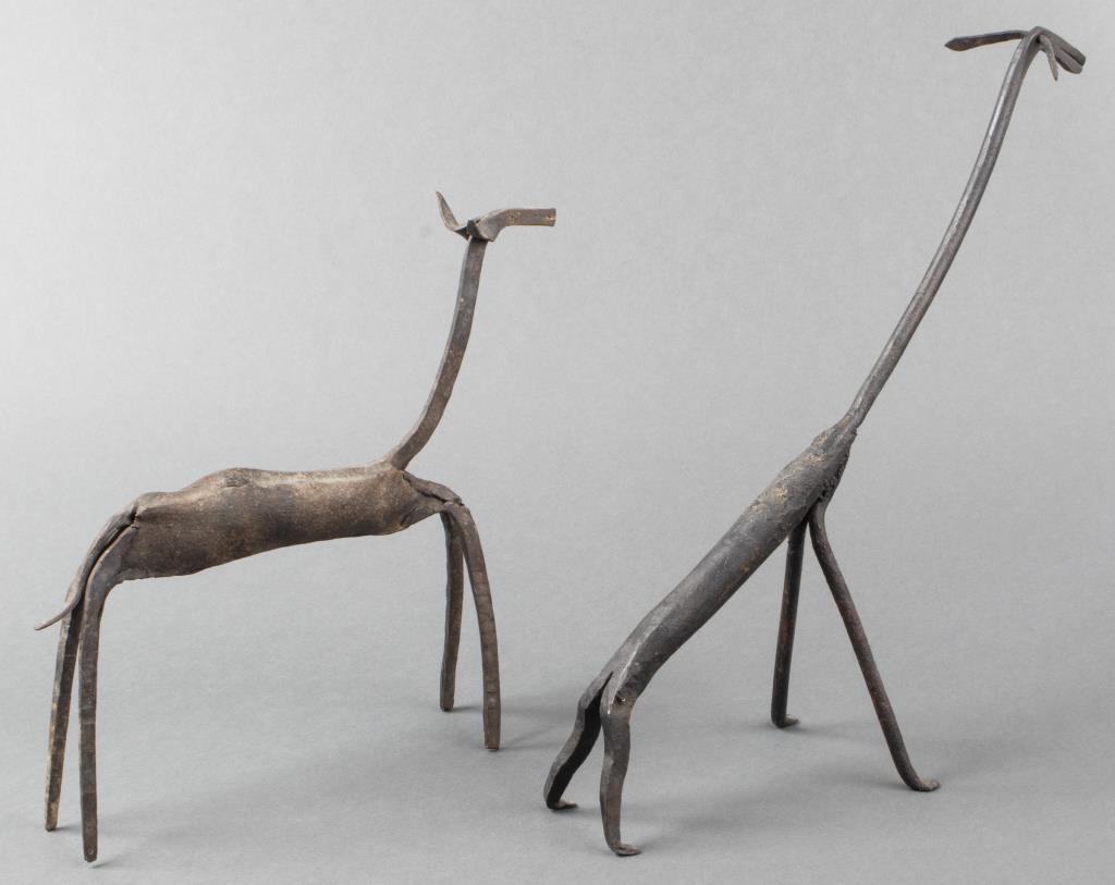 WROUGHT IRON BRUTALIST GIRAFFE