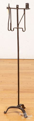 WROUGHT IRON CANDLESTAND WITH