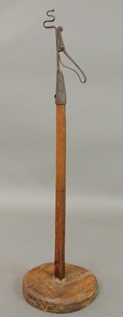 Wrought iron lighting device