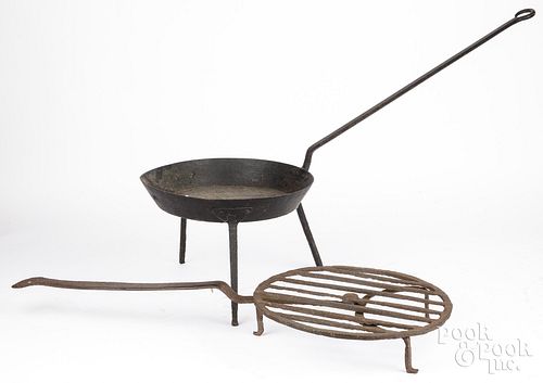 WROUGHT IRON ROTATING BROILER, 19TH