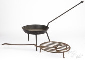 WROUGHT IRON ROTATING BROILER,