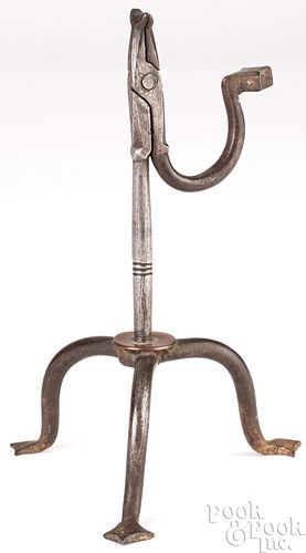 WROUGHT IRON RUSH LIGHT,