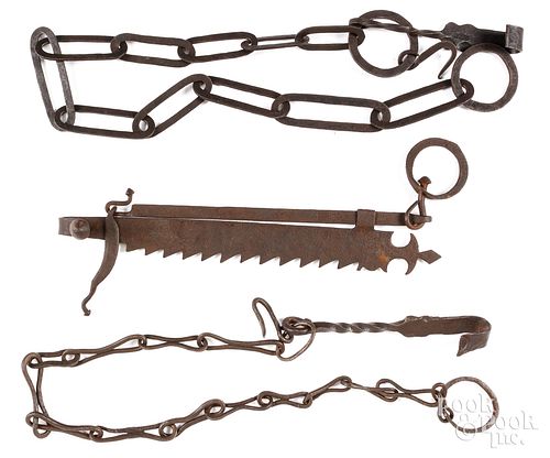 WROUGHT IRON SAWTOOTH TRAMMEL, 19TH