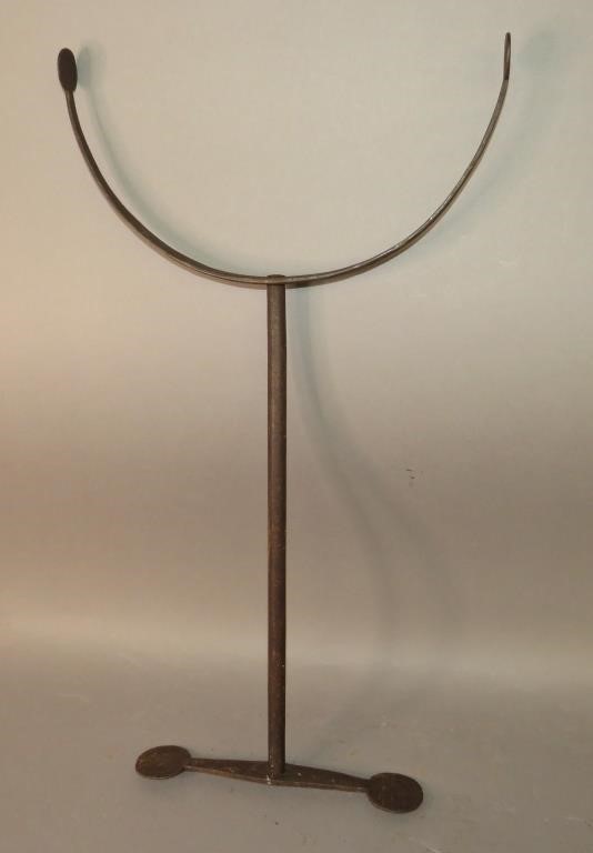 WROUGHT IRON SUPPORT FOR