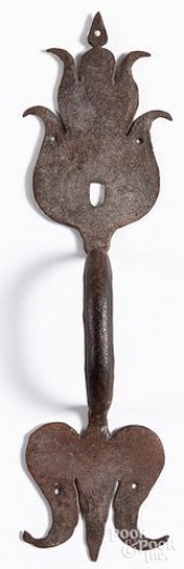 WROUGHT IRON TULIP THUMB LATCH