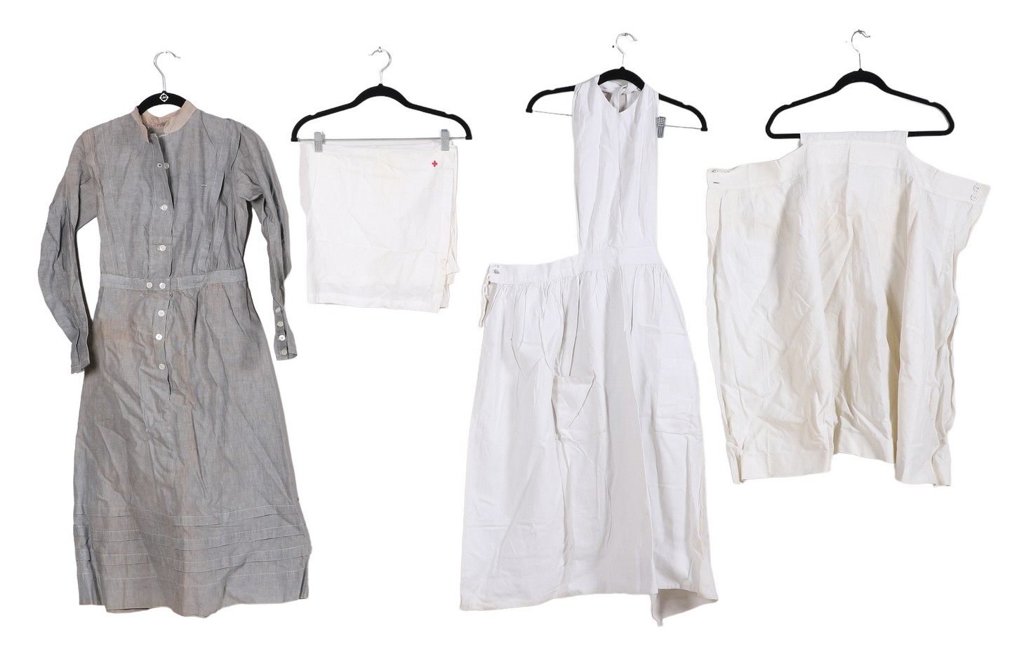WWI Era nurses garments to