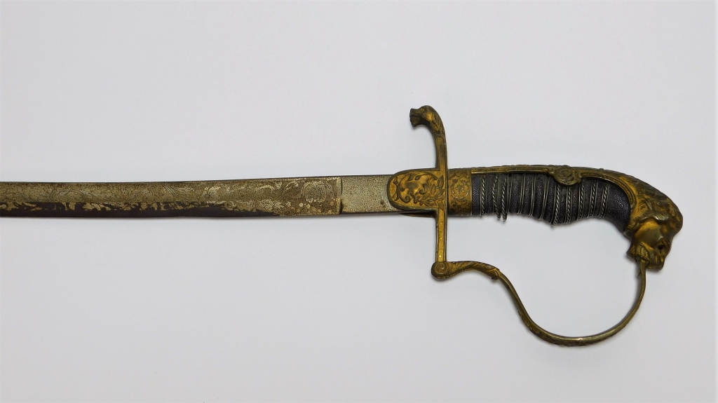 WWI GERMAN LION HEAD SABER