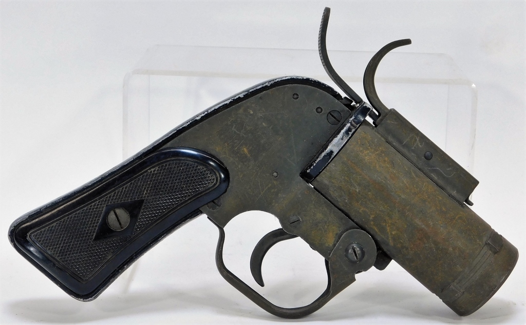 WWII AMERICAN PISTOL PYROTECHNIC M8