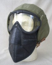 WWII M4A2 US ARMORED TANK HELM