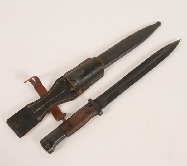WWII Mauser K 98 bayonet in metal