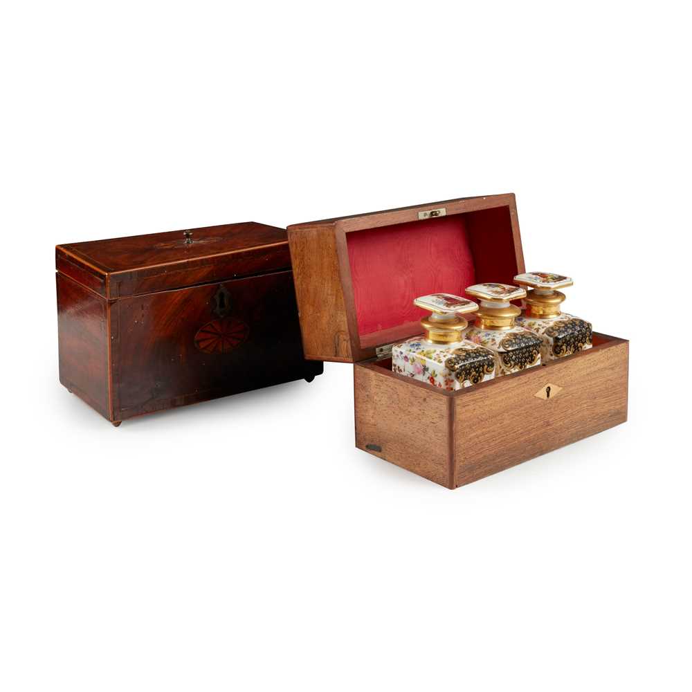 Y A VICTORIAN ROSEWOOD AND INLAID