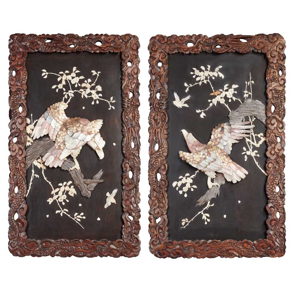 Y PAIR OF LARGE JAPANESE