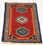 YALAMEH CARPET  1'10" x 3' Med