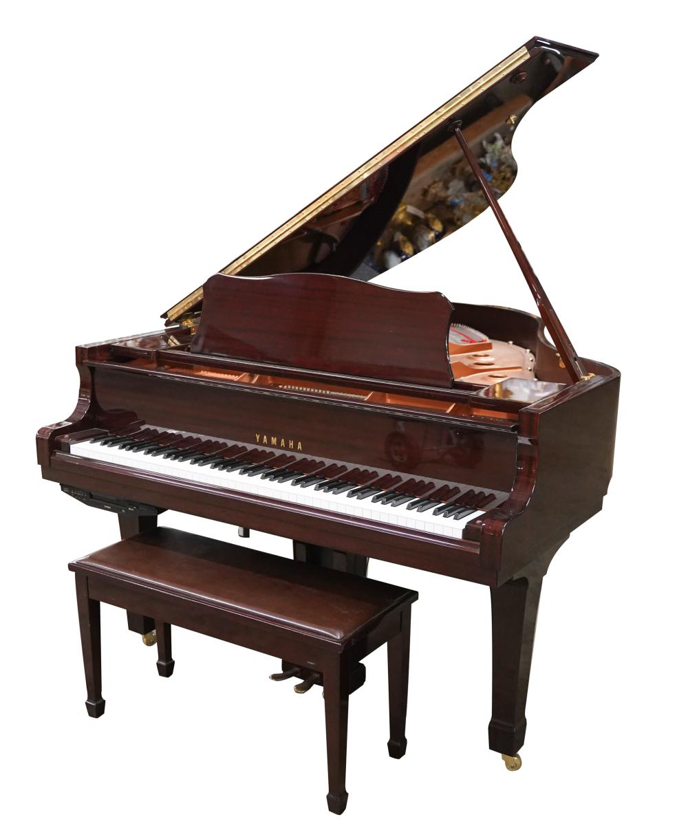 YAMAHA C2 GRAND PIANOwith bench;
