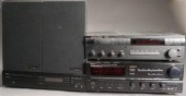 YAMAHA CDX-550 CD PLAYER, HARM